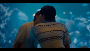 ฟินจิกหมอน!! “ฮาร์ธ–ภูมิ” จัดจูบแรก กระชากใจแฟนๆ ในซีรีส์ “One Year เลือนรางและจางหาย”