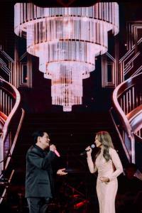 เริ่ดไม่ไหว! แก้ม – อ๊อฟ  โชว์ไฟลุก COVER NIGHT LIVE : GATSBY GALA สะกดทั้งรัชดาลัย