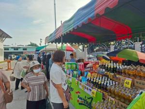 ชาวบ้านชอบ สินค้าไทยช่วยไทยถูกจริง แห่ซื้อคึกคัก “พาณิชย์”แจ้งครั้งต่อไป ศุกร์หน้า