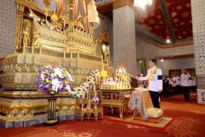 ในหลวง-พระราชินี เสด็จฯไปในการพระราชพิธีฉัตรมงคล พุทธศักราช 2569