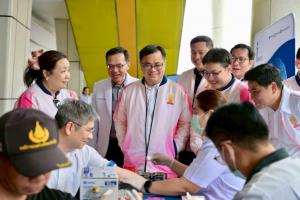 จุฬาฯ เปิดสยามสแควร์ดูแลแรงงาน ปีที่ 2 ดันนิสิตลงสนามจริง เชื่อมพลังอุดมศึกษาสู่ภาคแรงงาน-ประชาชน