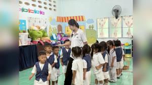 ปลื้ม! จาก “เด็กวัด” สู้ชีวิต สู่ “ว่าที่ครูเกียรตินิยมอันดับ 1” ต้นแบบเยาวชนไม่ยอมแพ้โชคชะตา