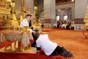 ในหลวง-พระราชินี เสด็จฯไปในการพระราชพิธีฉัตรมงคล พุทธศักราช 2569 ณ พระที่นั่งอมรินทรวินิจฉัย พระบรมมหาราชวัง
