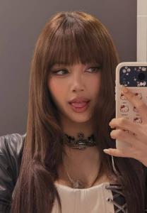 แรงไม่หยุด “ลิซ่า” ทุบสถิติ ค่าโพสต์ไอจีพุ่ง 60 ล้านบาทต่อครั้ง!