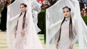 “ลิซ่า” สะเทือนพรมแดง Met Gala 2026 “แอนนา วินทัวร์” เลือกเป็นกรรมการจัดงาน