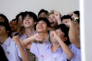 สิ้นสุดการรอคอย Make It Right รักออกเดิน 2026 เปิดภาพฟิตติ้ง การรีเมคซีรีส์ในตำนาน เผยโฉมนักแสดงรุ่นใหม่ 13 คน 13 คาแรคเตอร์