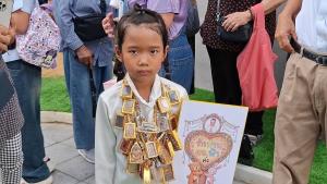ผอ.ฟ้าให้ทีวีแจ้งจับเซียนพระชื่อดัง ข่มขู่-หมิ่นหาเป็นมิจฉาชีพ ปมแจกพระสมเด็จ