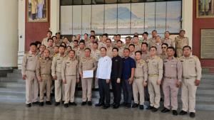 กำนัน-ผญบ.เชียงใหม่ รวมตัวแสดงพลังไม่พอใจ สส.พรรคประชาชน กล่าวหากลางสภาเหมารวมเอี่ยวยาเสพติด