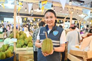 สุดคึกคัก! พาณิชย์ยกสวนผลไม้ไทยบุกเซ็นทรัล เวสต์เกต เปิด ‘Fruits Festival 2026’ รวมทุเรียนหายากทั่วไทย 6-11 พ.ค. คาดขายทะลุ 150 ตัน
