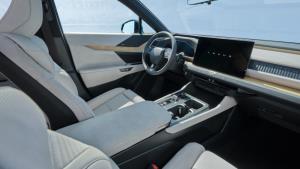 Lexus TZ เอสยูวีไฟฟ้า 100% เบาะ 3 แถว เปิดตัวทางการครั้งแรกในโลก