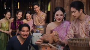 เสิร์ฟเคมีลงตัว! “ออกัส-ปันปัน”ประกบคู่ลงซีรีส์แนวตั้ง  “ย้อนยุคมาแก้บน ม้าลาย 9999 ตัว ”การันตรีความป่วนทะลุมิติ รับชมพร้อมกันทั่วโลก 5 พ.ค.นี้ บนแอป iQIYI