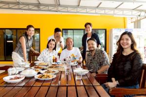 “หม่ำ-มิกซ์-เอ็ม” พ่อ–ลูกไม่พูดกัน4 ปี พร้อมเปิดปมในใจ “ลูกหม่ำ”