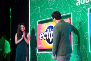 เบ็คกี้-เชฟอิน ชวนรีเซ็ตความสดชื่นหลังมื้ออาหาร ด้วยลูกอมมินต์ ECLIPSE 3 รสชาติใหม่