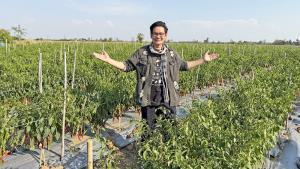 ซื้อพริกล้านกิโลไปทำอะไร? เปิดใจ ‘เคนโด้’ เจ้าพ่อพริกคนใหม่ ผนึกกำลัง ‘ดิ สมิธ’ มุ่งยกระดับคุณภาพชีวิตเกษตรกรไทยให้มีรายได้อย่างมั่นคงและยั่งยืน