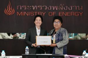 ภาค ปชช.เสนอหยุดเก็บเงินเข้ากองทุนน้ำมัน เพื่อลดราคาขายปลีกโดยตรง งดขาย B20 ,E20 ชั่วคราว รื้อปมโครงสร้างก่อนใช้อัตราขั้นบันได