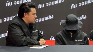 แม่พาลูกชายวัย 10 ขวบ ร้อง “กัน จอมพลัง” บวชเณรภาคฤดูร้อน ถูกพระพี่เลี้ยงต่อยใบหน้าสาหัส วัดปัดรับผิดชอบ