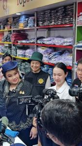 3 หน่วยงานบูรณาการลดภาระผู้ปกครองช่วงเปิดเทอม “ศุภมาส” ลุยตรวจบางลำพูคุมเข้มราคาชุดนักเรียน