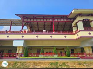 เที่ยวสุขใจ นั่งรถไฟไปหัวหิน เมืองตากอากาศสุดคลาสสิกริมทะเล