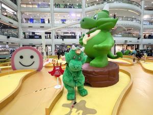 จากกระทะสู่สนามมินิกอล์ฟ! “Hole In Fun: Bar B Golf” ชวนพัตต์บน “กระทะบาร์บีกอนยักษ์” ครั้งแรก