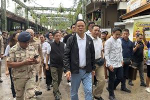 นายกรัฐมนตรี ลงพื้นที่บางเทาภูเก็ต แก้ปัญหาบุกรุดชายหาด ประกาศไม่ให้ค่ามาเฟีย บอกเป็นได้แค่ กุ๊ย เท่านั้น