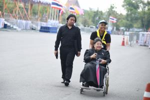 กทม. เผยยอดประชาชนเข้ากราบถวายบังคมพระบรมศพสะสมกว่า 7.7 แสนคน ย้ำ วันที่ 12 พ.ค. นี้ เข้ากราบฯ ได้ถึง 12.00 น.