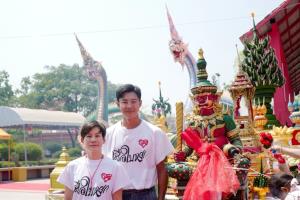 สายมูตัวจริง! คนบันเทิงไทยแห่บูชา “ท้าวเวสสุวรรณ” ขอพรโชคลาภ-งานปัง ชีวิตพลิกสู่ความสำเร็จ