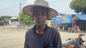 ชาวบ้านอ่างทองไม่หวั่นข่าวไวรัสนิปาห์ ฝูงค้างคาวแม่ไก่วัดจันทรารามอยู่คู่ชุมชนกว่า 100 ปี