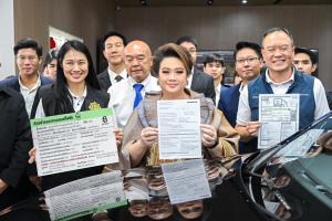 “ศุภมาส” ตรวจโชว์รูมรถ EV บังคับติดฉลาก  “มาตรฐานทอดสอบระยะทางวิ่ง” ฝ่าฝืนคุก 6 เดือน ปรับ 1 แสน