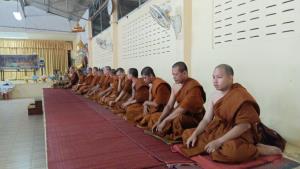วุ่น! วงการสงฆ์ร้อนระอุ! งานศพ วัดพรุตะเคียน เจ้าอาวาสสั่งเบรกพระวัดอื่นขึ้นอาสนะ
