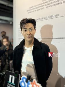 “พี่จอง” ฉายเดี่ยวเปิดตัวแบรนด์ BE;FREEK  สยามเซ็นเตอร์แทบแตก เผยเหตุผลที่อยากเป็นคนไทย