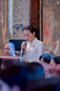 กลุ่มศิลปินจิตอาสา ร่วมกิจกรรม “ห่มผ้าพระบรมเจดีย์ภูเขาทอง” ในโครงการ “ห่มผ้าพระธาตุ เสริมบารมี สืบสานพุทธศาสนา ประจำปี ๒๕๖๙”