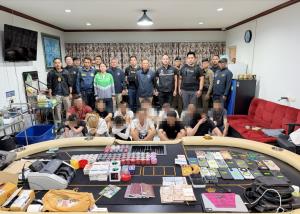 ตม.ชลบุรี เปิดยุทธการ 'ขุดรากถอนโคน' ทลายกาสิโนโป๊กเกอร์จีนเทากลางเมืองพัทยา จ่อถอนวีซ่า-เนรเทศ