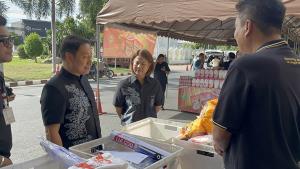 ชลบุรีเดินหน้า เปิดโครงการ “ไทยช่วยไทย” ผ่านรถพุ่มพวงศรีราชา กระจายสินค้าราคาประหยัดสู่ชุมชน