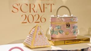 แบรนด์ SIRIVANNAVARI นำเสนอคอลเลคชั่นกระเป๋าผ้าไทยประจำปี THREADS OF LEGACY: S’CRAFT 2026